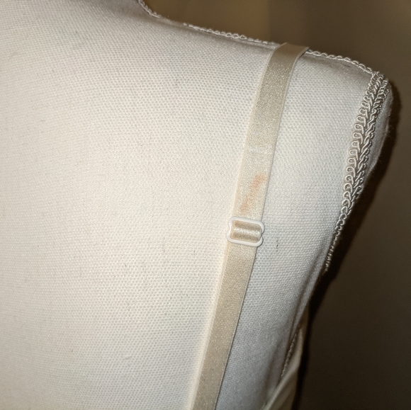 Multi-Way Bra / 36C - Picture 4 of 7